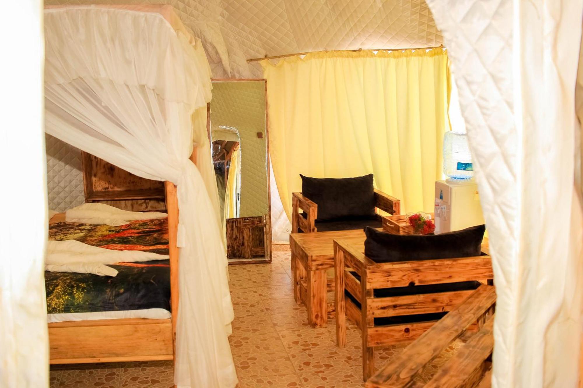 فندق Little Amanya Camp أمبوسيلي المظهر الخارجي الصورة